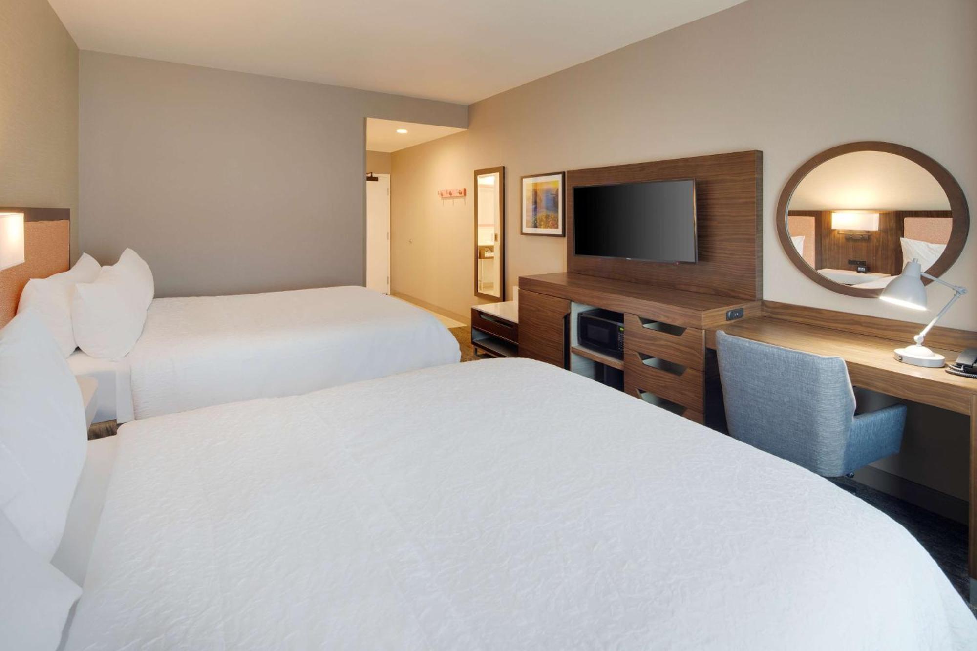 Queen Room Two Queen Beds