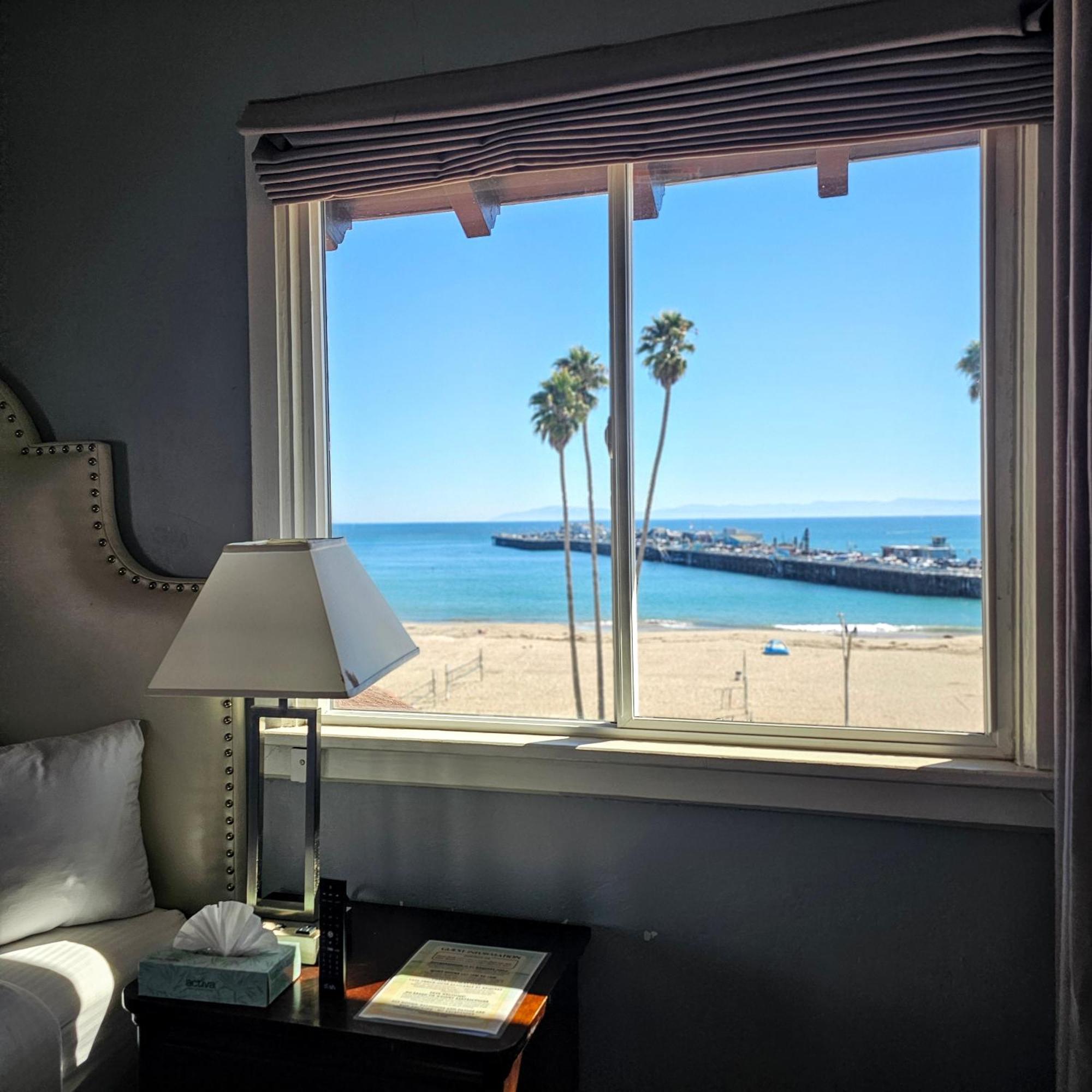 Ocean View King Bed Private Balcony